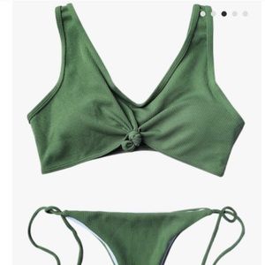 Zaful green ribbed bikini
